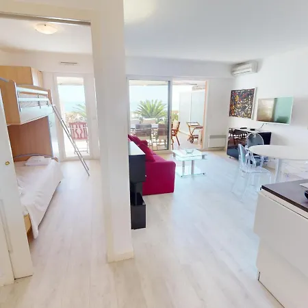 3 Pieces Climatise Avec Terrasse, Garage Et Wifi A - Fr-1-196-342 *