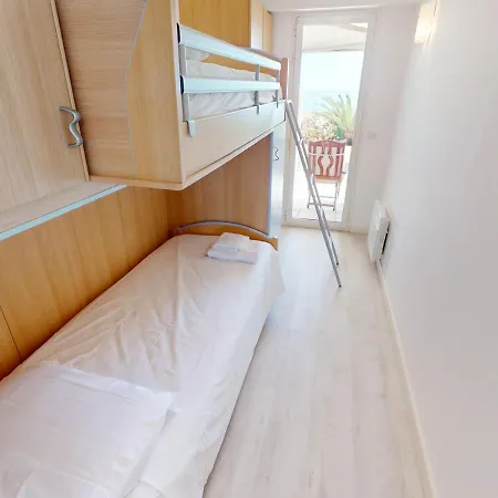 3 Pieces Climatise Avec Terrasse, Garage Et Wifi A - Fr-1-196-342 Menton